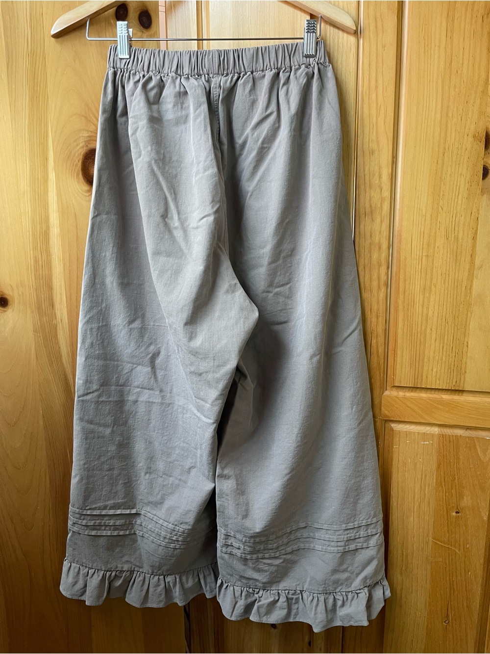 Like new RJ pillowcase pants in Dust - S - Picture 4 of 5